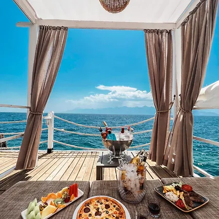 La Boutique & (adults Only) Hotell