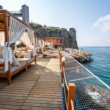 Hotell La Boutique & (adults Only) 4*