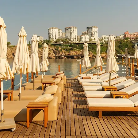 La Boutique & (adults Only) Hotel