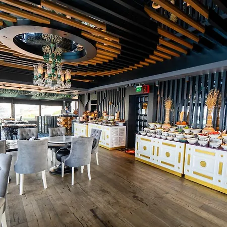 La Boutique & (adults Only) Hotel