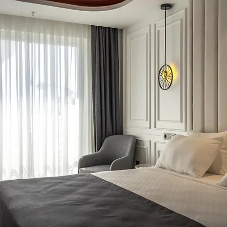 Hotel La Boutique & (adults Only) 4*