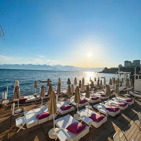 Hotel La Boutique & (adults Only)